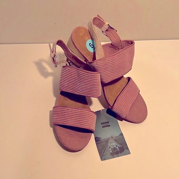Nwt Toms Poppy  light mauve corduroy 2.5” block wooden heel sandals - Picture 2 of 7